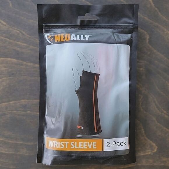 NWT NeoAlly® Wrist & Forearm Compression Sleeves Pair size S - Picture 2 of 14